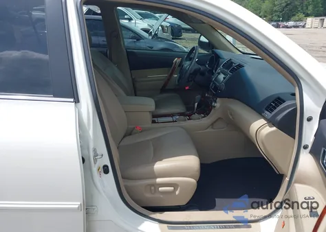 2013 Toyota Highlander Limited V6 z USA, uszkodzony, nr VIN 5TDYK3EH6DS091307